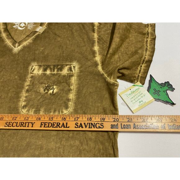 LRG Lifted Research Group Men’s Size M The Cold World V-Neck Tee NEW - Picture 3 of 6